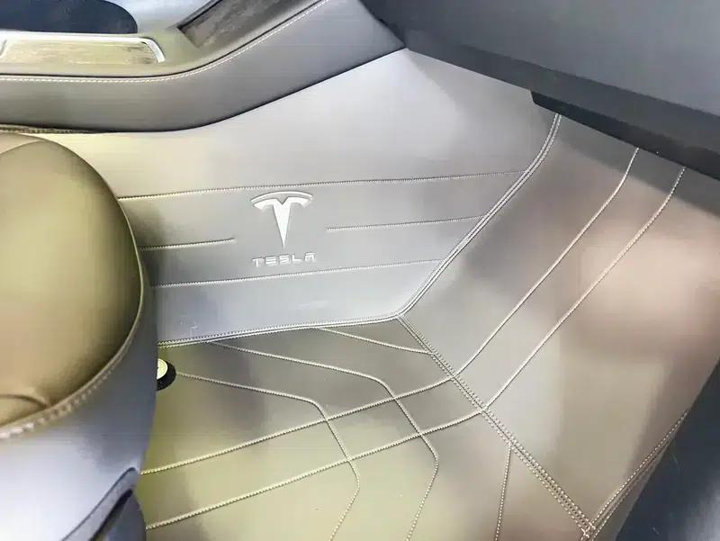 Model Y 2024 Rear-Wheel Drive — миниатюра 7