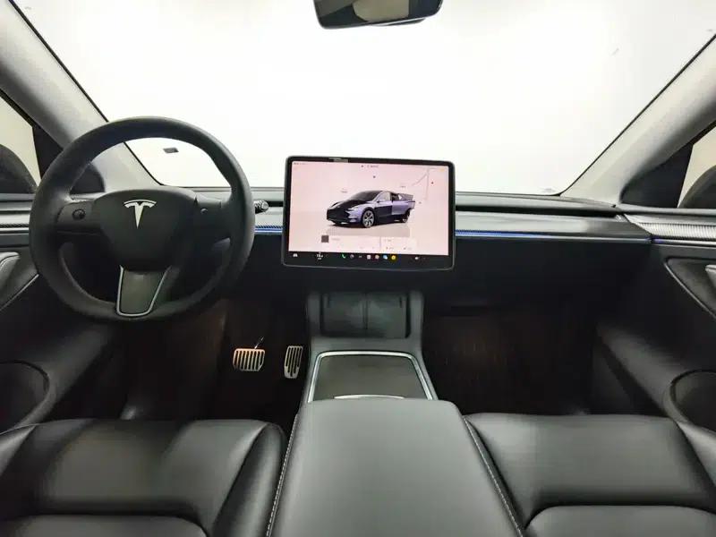 Model Y 2024 Long Range All-Wheel Drive — миниатюра 14