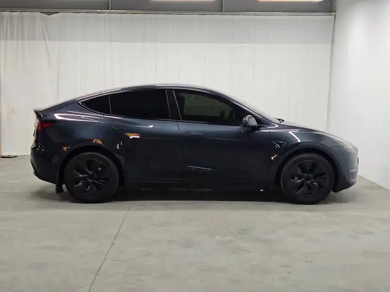 Model Y 2024 Long Range All-Wheel Drive — миниатюра 8