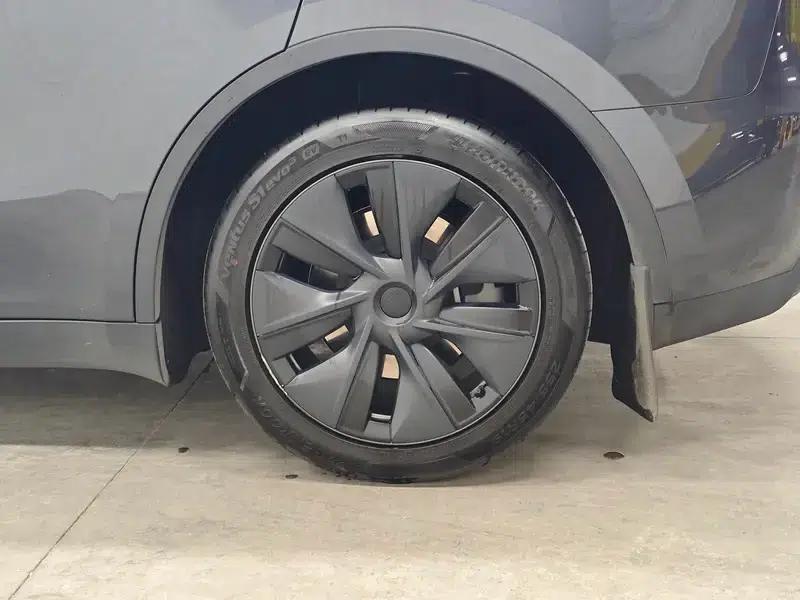 Model Y 2024 Long Range All-Wheel Drive — миниатюра 9