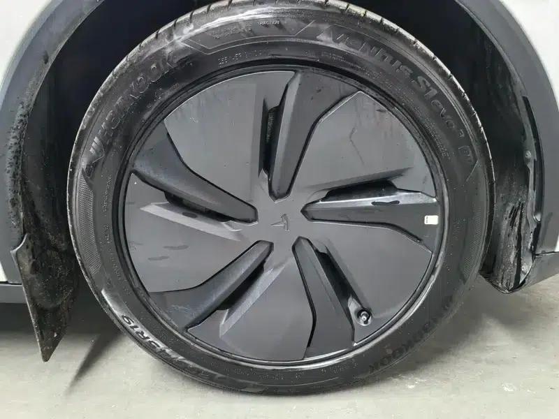 Model Y 2026 Long Range All-Wheel Drive — миниатюра 14