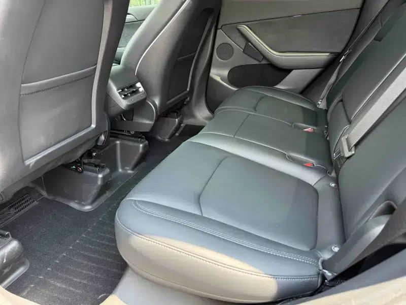 Model Y 2022 Facelift Rear-Wheel Drive Version — миниатюра 11