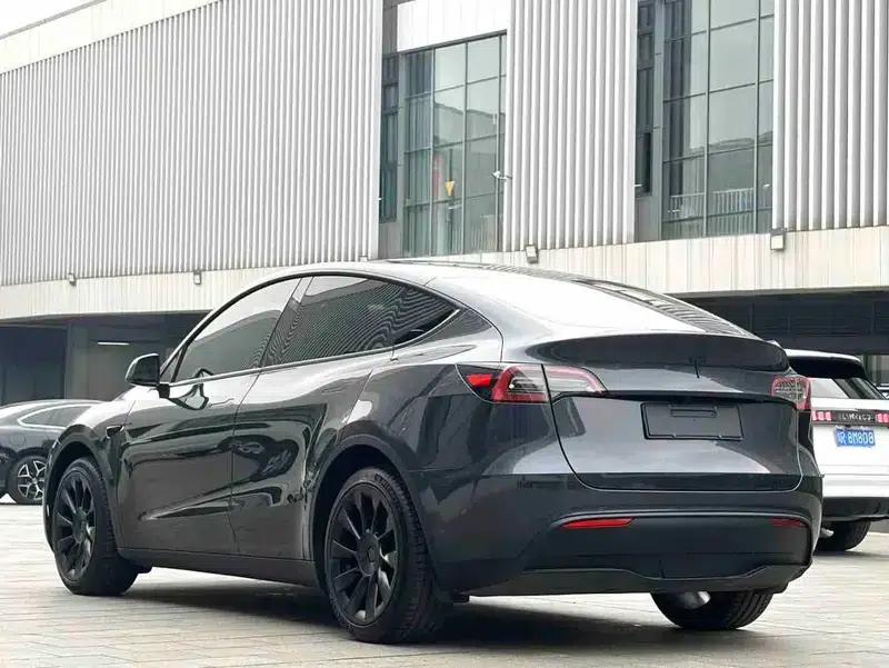 Model Y 2024 Rear-Wheel Drive — миниатюра 5