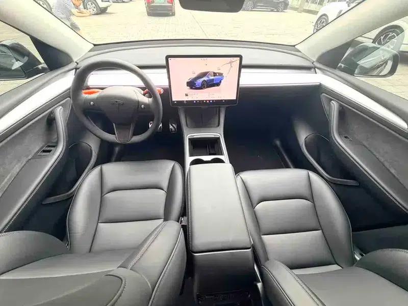 Model Y 2024 Rear-Wheel Drive — миниатюра 7