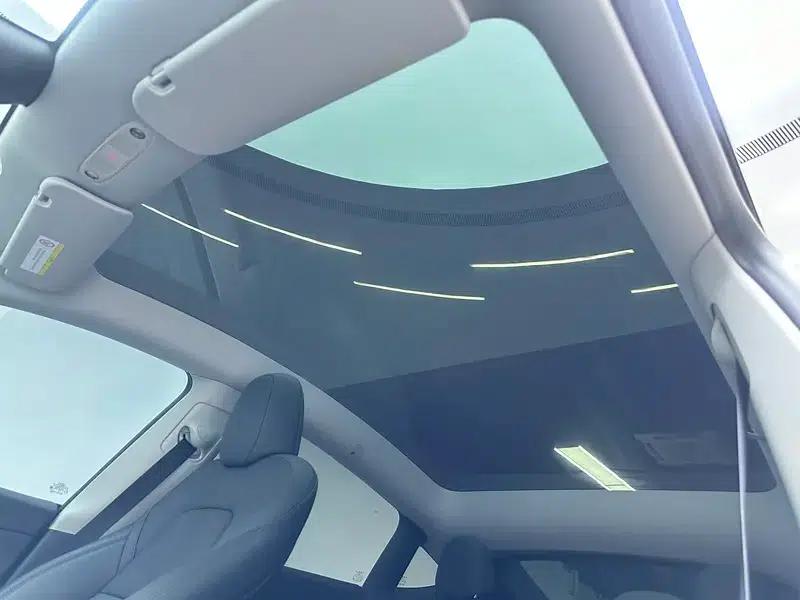 Model Y 2022 Facelift Long Range All-Wheel Drive Version — миниатюра 19