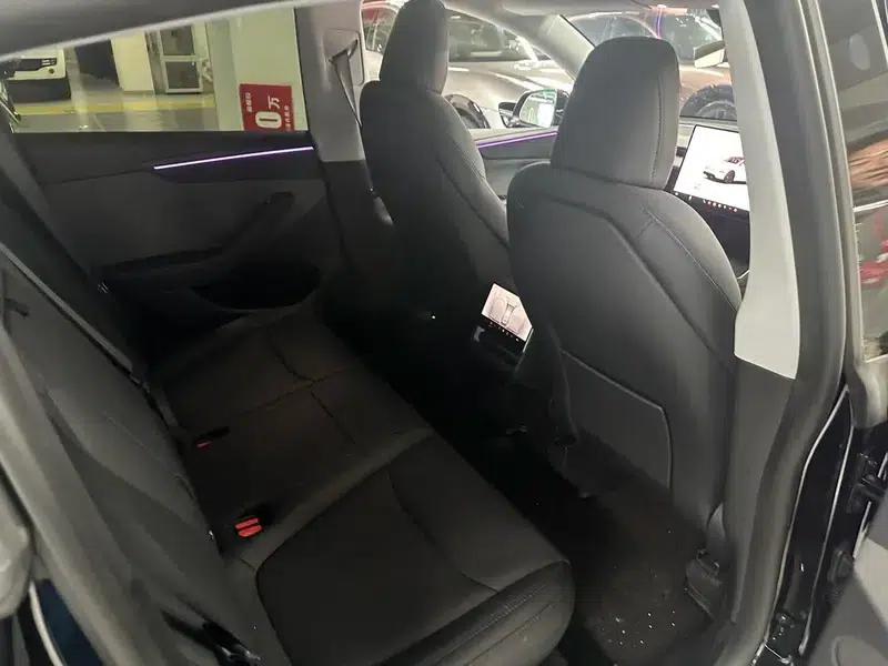 Model Y 2025 Rear-Wheel Drive First Edition — миниатюра 7