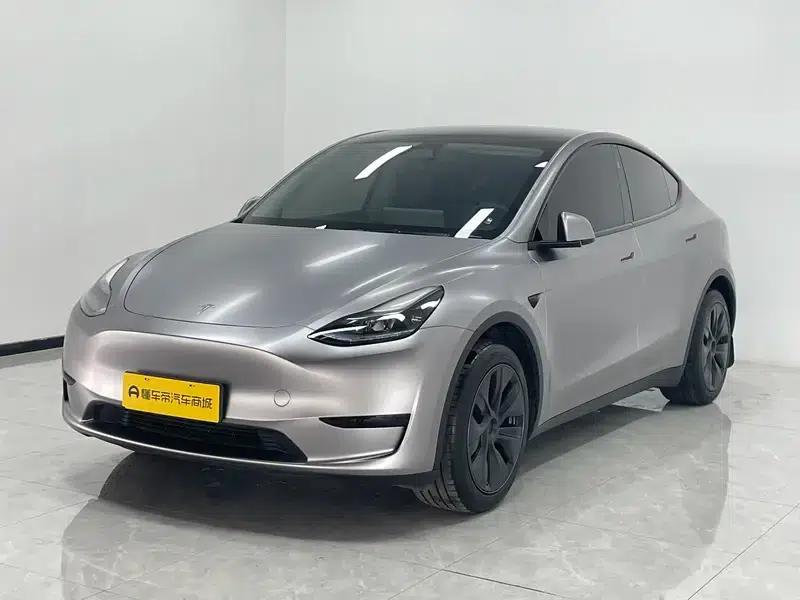 Model Y 2024 Rear-Wheel Drive — миниатюра 1