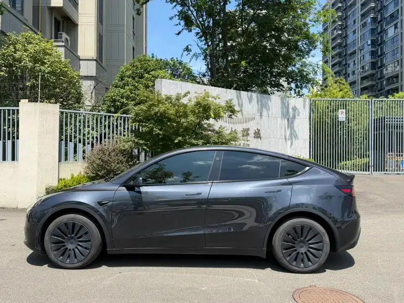Model Y 2024 Rear-Wheel Drive — миниатюра 4