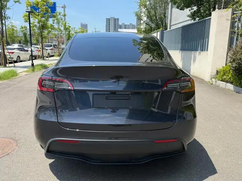 Model Y 2024 Rear-Wheel Drive — миниатюра 6