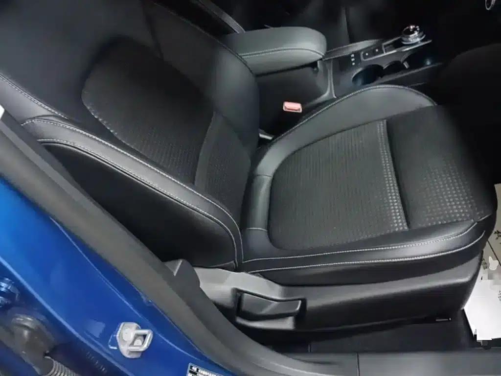 Ford Focus 2020 Hatchback EcoBoost 180 Automatic Trend Edition — миниатюра 25