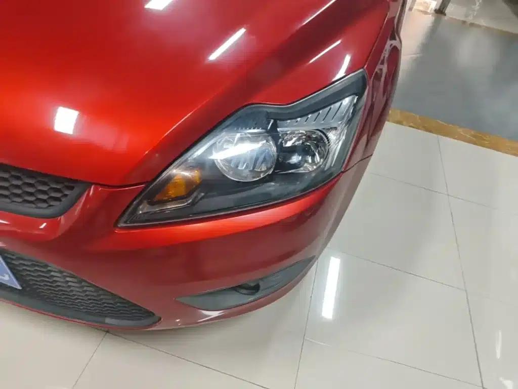 Ford Focus 2013 Hatchback Classic 1.8L Automatic Basic Model — миниатюра 24