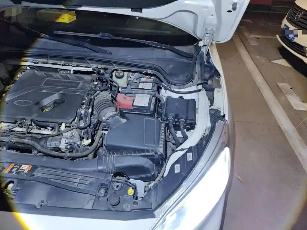 2020 Ford Focus Sedan EcoBoost 180 Automatic Trend Edition — миниатюра 22