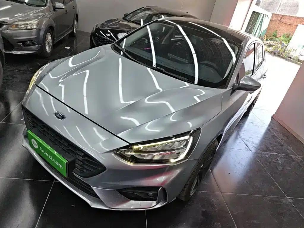 Ford Focus 2021 Hatchback EcoBoost 180 Automatic Trend Edition — миниатюра 2
