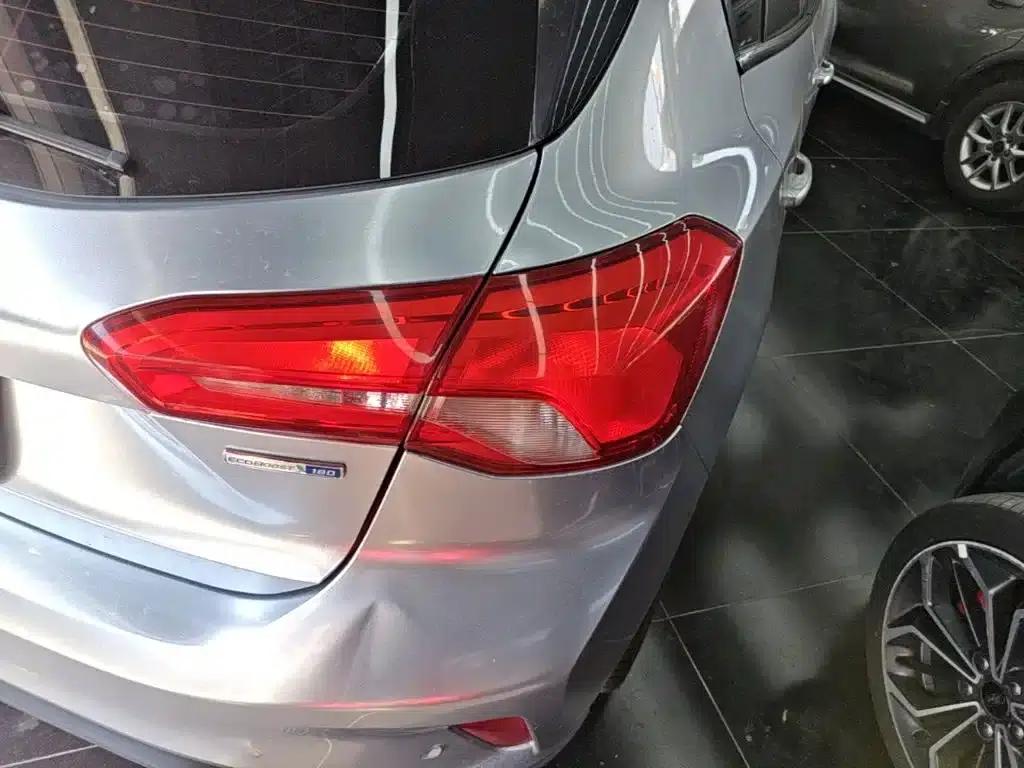 Ford Focus 2021 Hatchback EcoBoost 180 Automatic Trend Edition — миниатюра 8