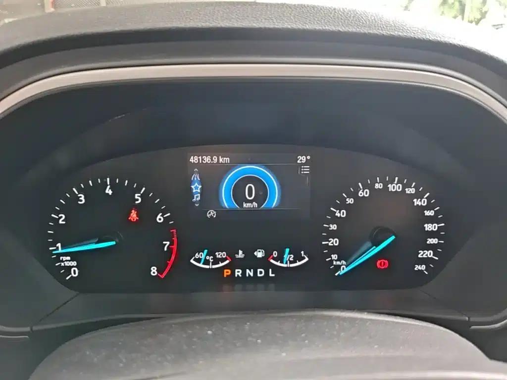 2019 Ford Focus Sedan EcoBoost 125 Automatic Trend Edition (China VI Emission Standard) — миниатюра 12