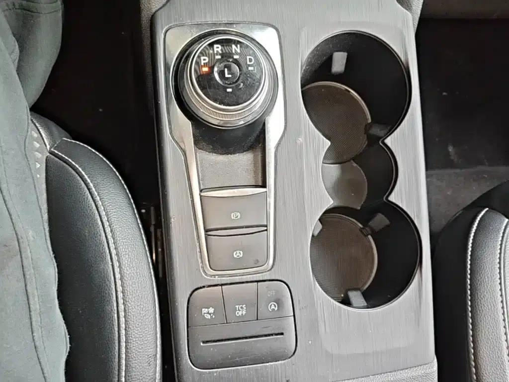 2019 Ford Focus Sedan EcoBoost 125 Automatic Trend Edition (China VI Emission Standard) — миниатюра 14
