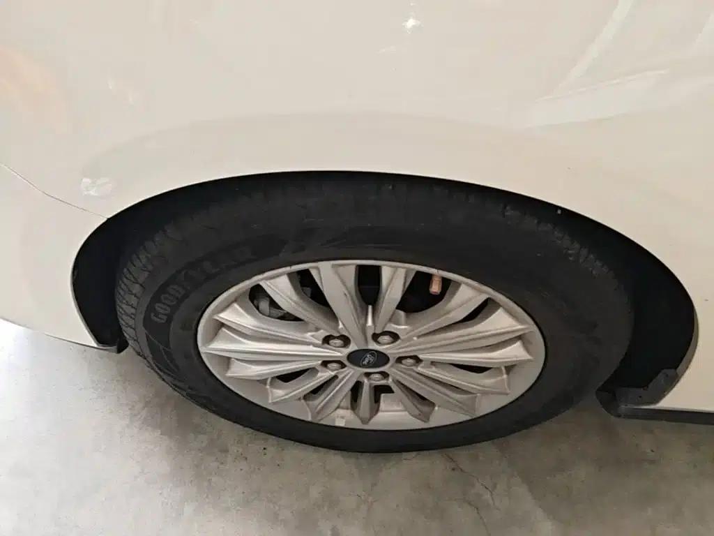 2019 Ford Focus Sedan EcoBoost 125 Automatic Trend Edition (China VI Emission Standard) — миниатюра 23