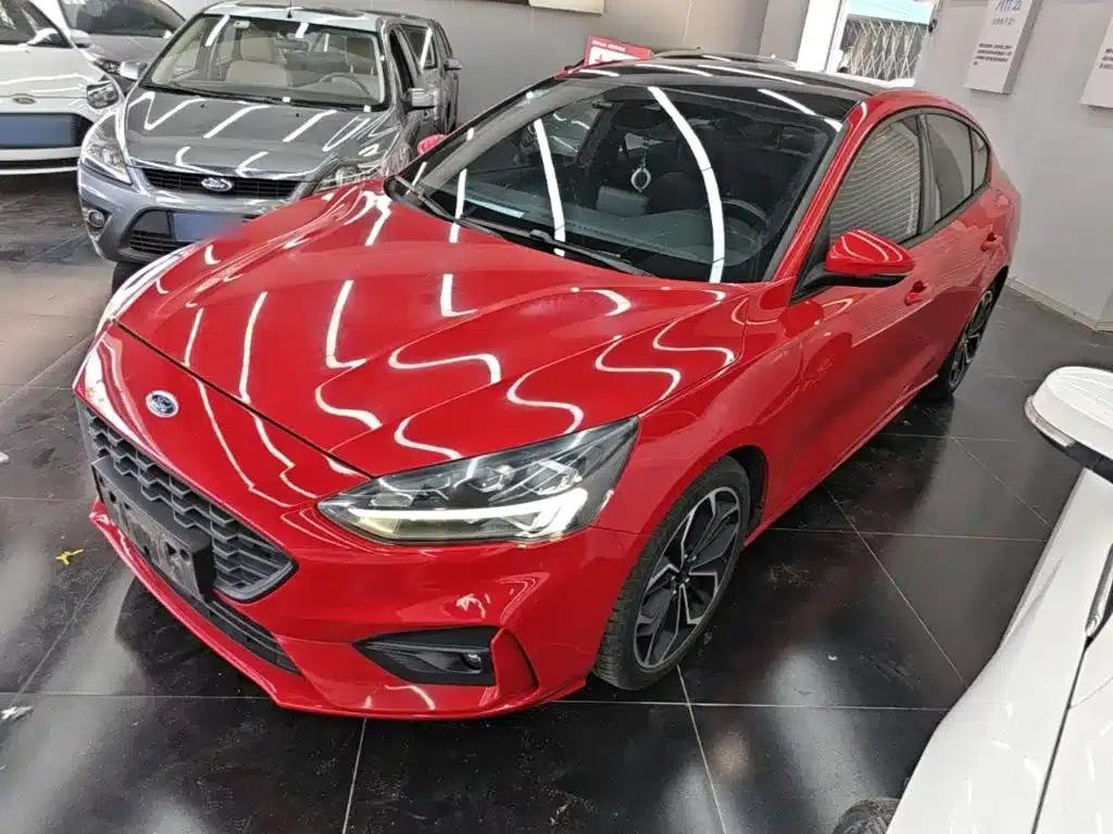 2020 Ford Focus Sedan EcoBoost 180 Automatic ST Line — миниатюра 2