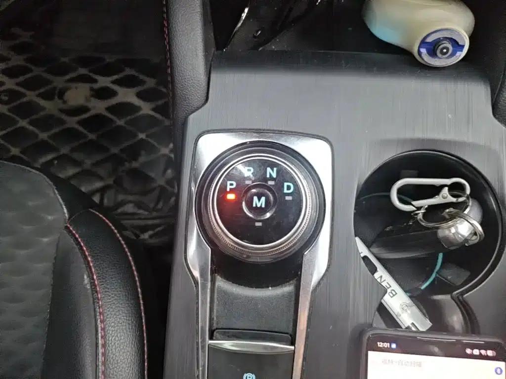 2020 Ford Focus Sedan EcoBoost 180 Automatic ST Line — миниатюра 14