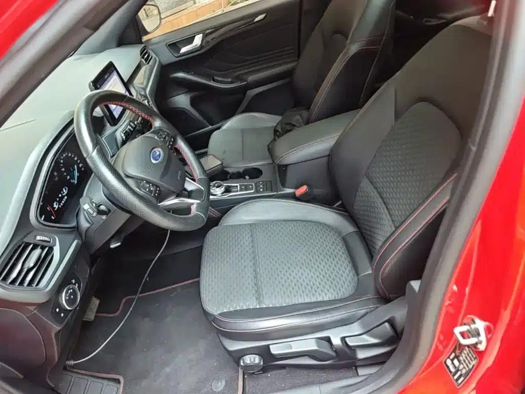2020 Ford Focus Hatchback EcoBoost 180 Automatic ST Line — миниатюра 15