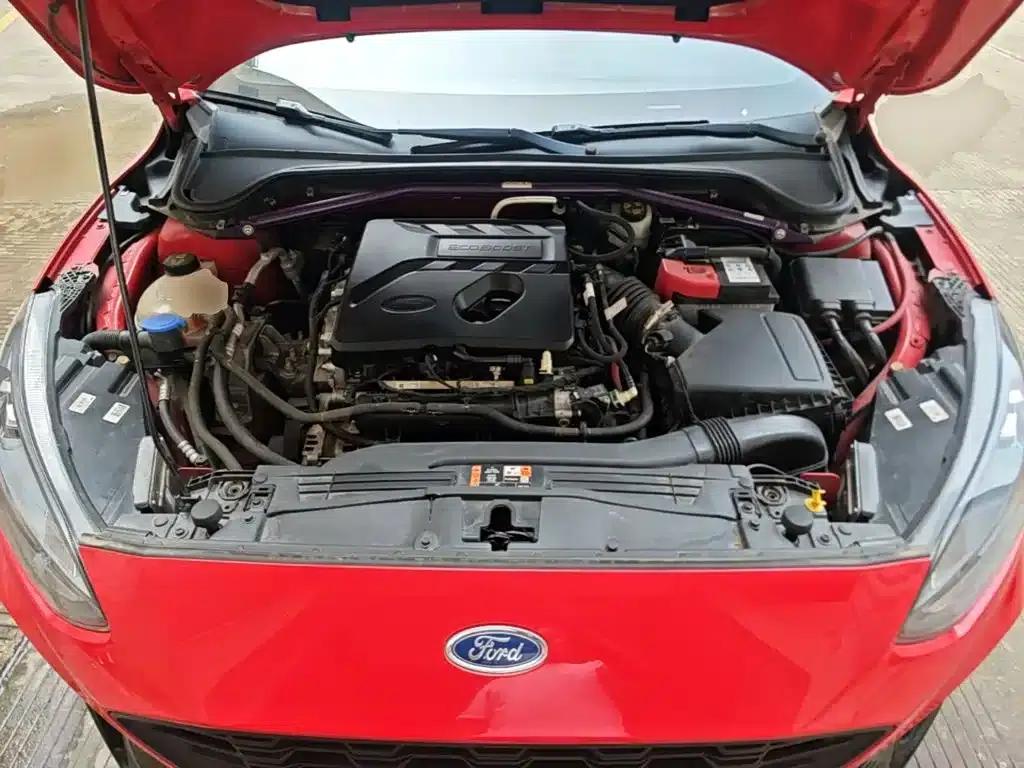 2020 Ford Focus Hatchback EcoBoost 180 Automatic ST Line — миниатюра 20