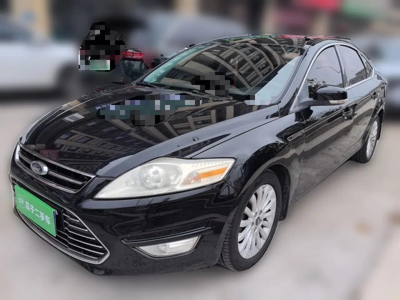 Ford Mondeo 2011 2.0L GTDi 200 Luxury Edition — миниатюра 1