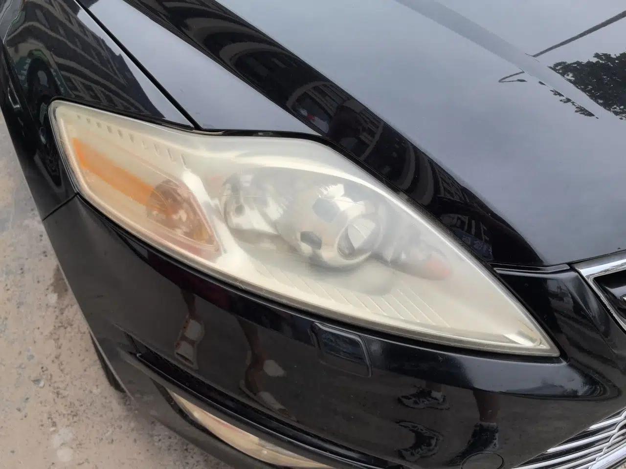 Ford Mondeo 2011 2.0L GTDi 200 Luxury Edition — миниатюра 7