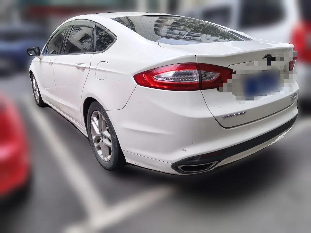 Ford Mondeo 2013 1.5L GTDi180 Fashion Edition — миниатюра 4