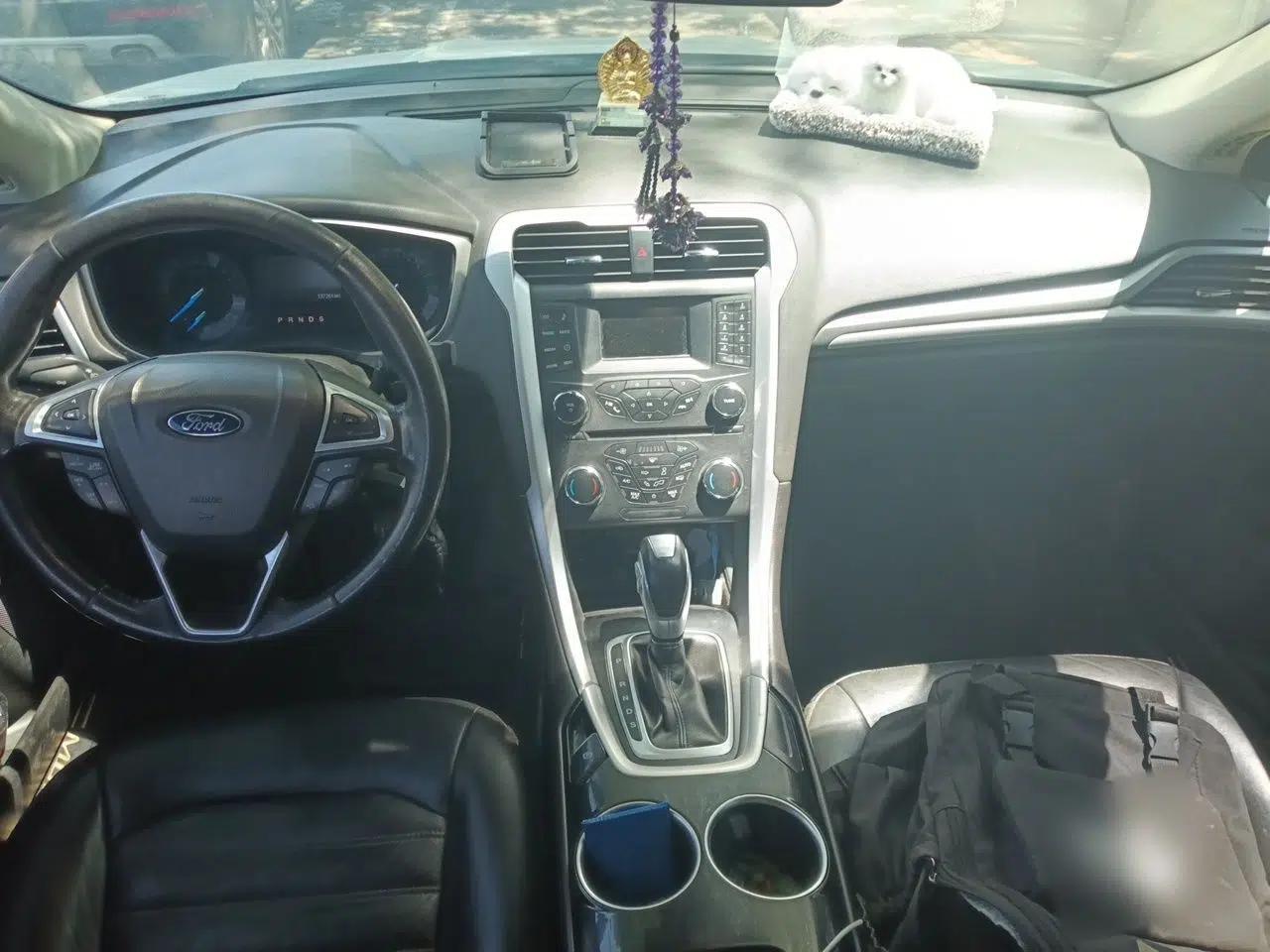 Ford Mondeo 2013 1.5L GTDi180 Fashion Edition — миниатюра 9