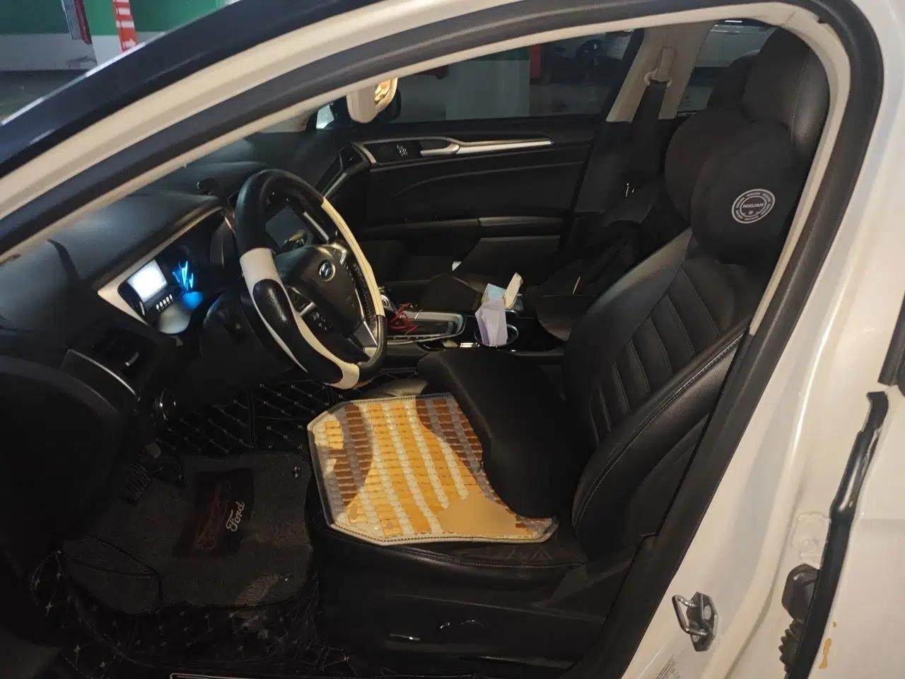 Ford Mondeo 2013 1.5L GTDi180 Fashion Edition — миниатюра 15