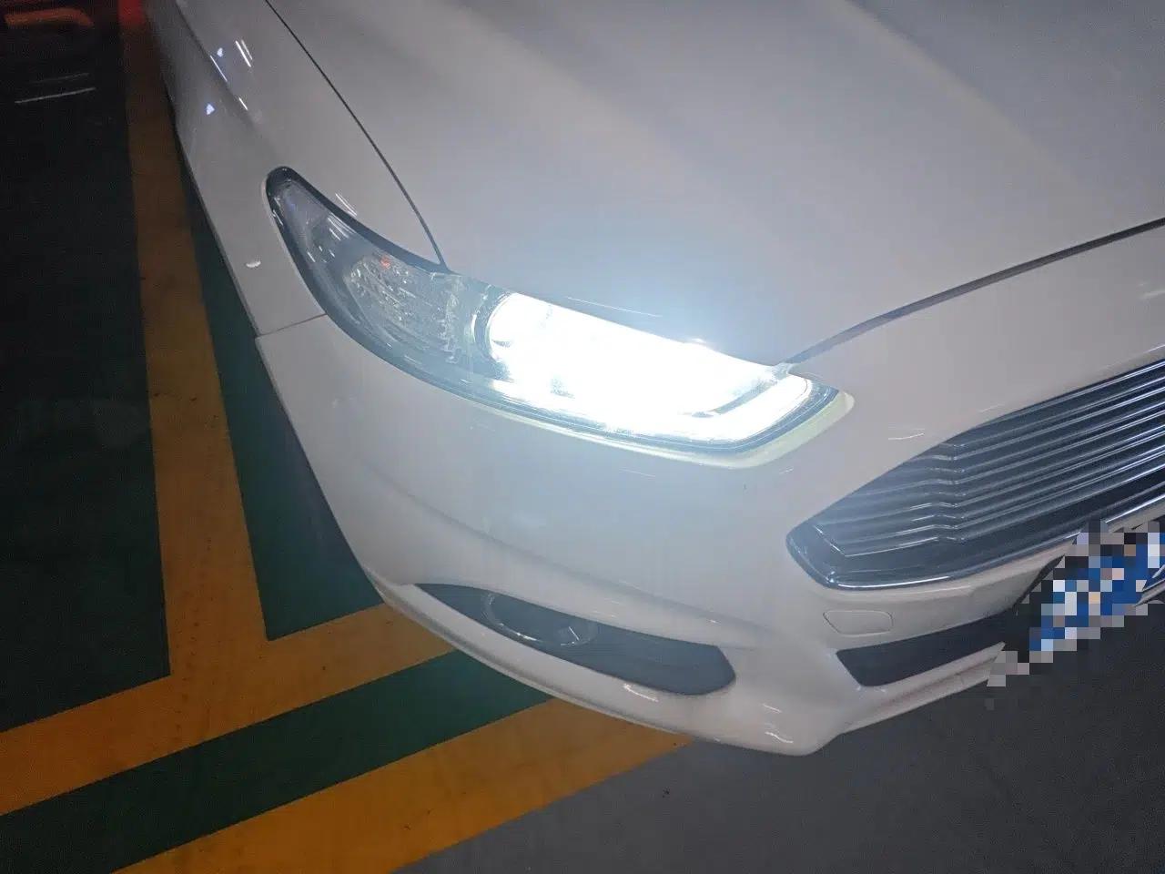 Ford Mondeo 2013 1.5L GTDi180 Fashion Edition — миниатюра 7