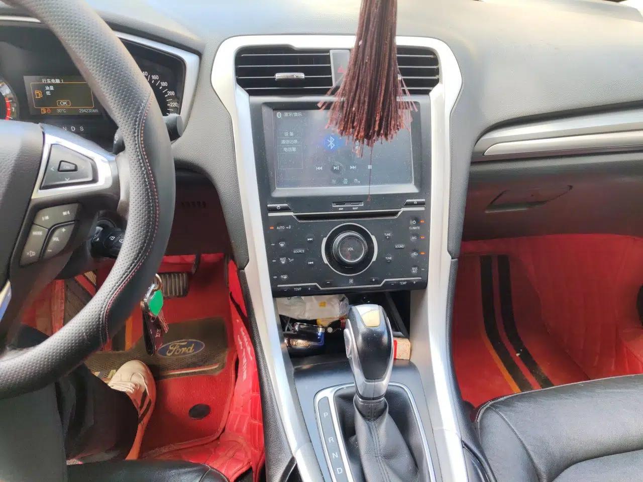 Ford Mondeo 2013 1.5L GTDi180 Fashion Edition — миниатюра 13