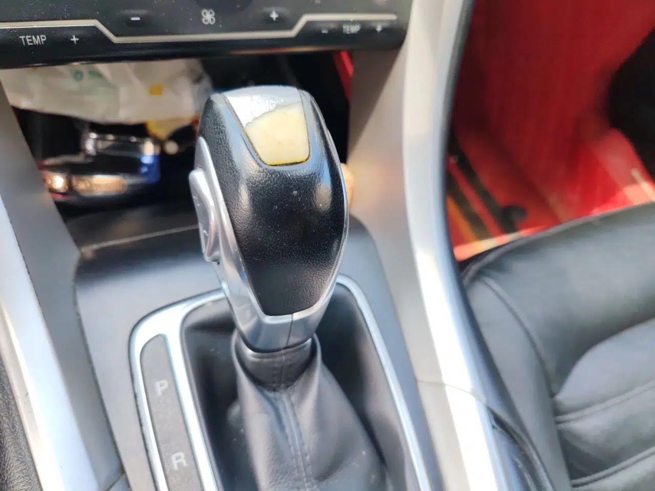 Ford Mondeo 2013 1.5L GTDi180 Fashion Edition — миниатюра 14