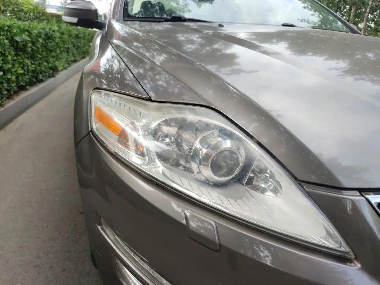 Ford Mondeo 2011 2.3L Luxury Model — миниатюра 7