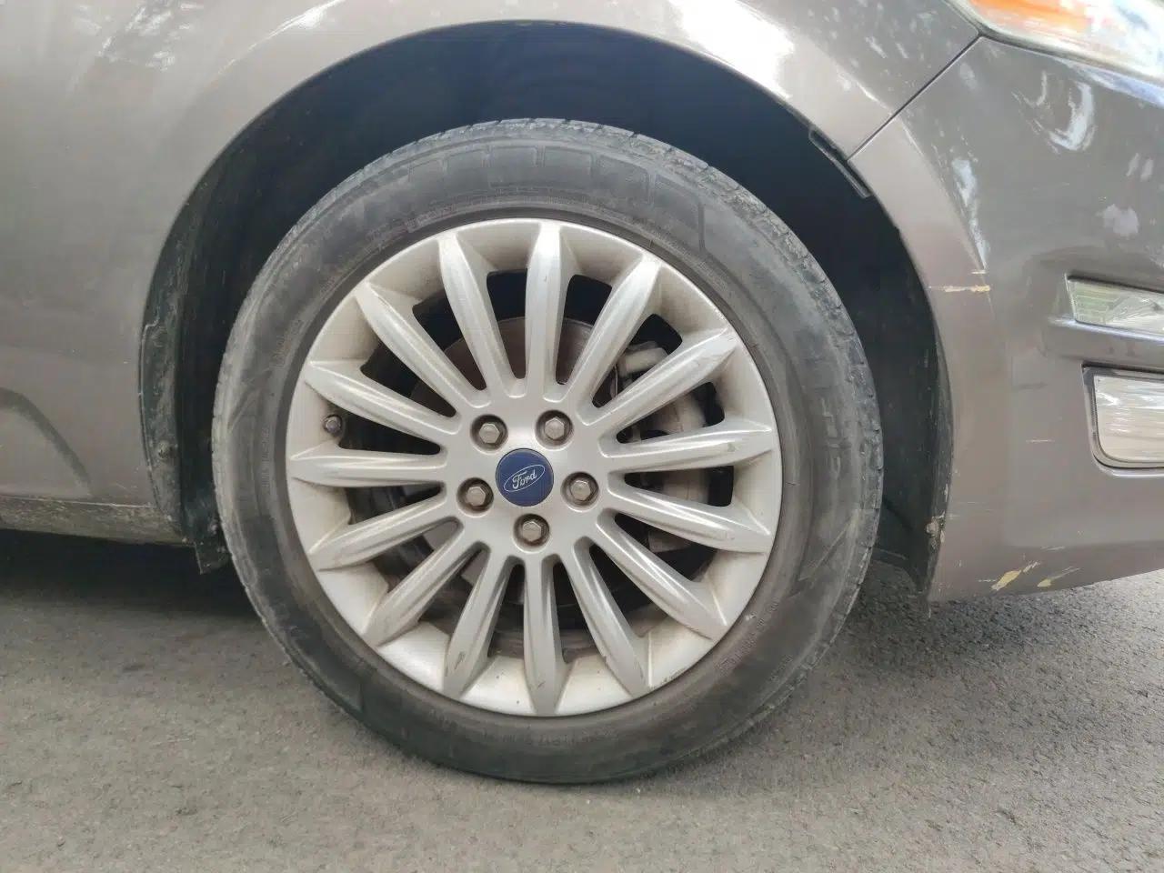 Ford Mondeo 2011 2.3L Luxury Model — миниатюра 8