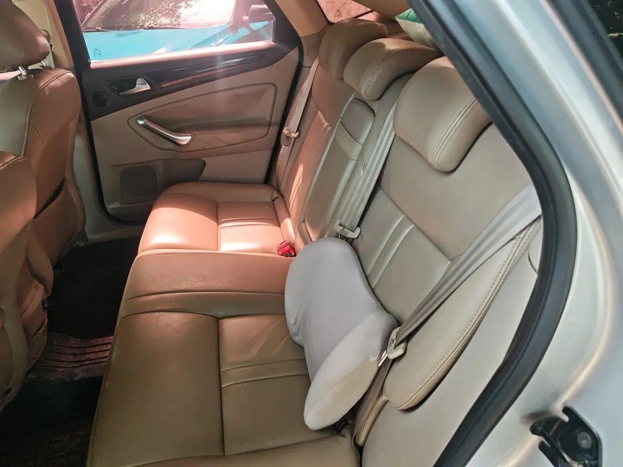 Ford Mondeo 2011 2.0L GTDi 200 Fashion Edition — миниатюра 17