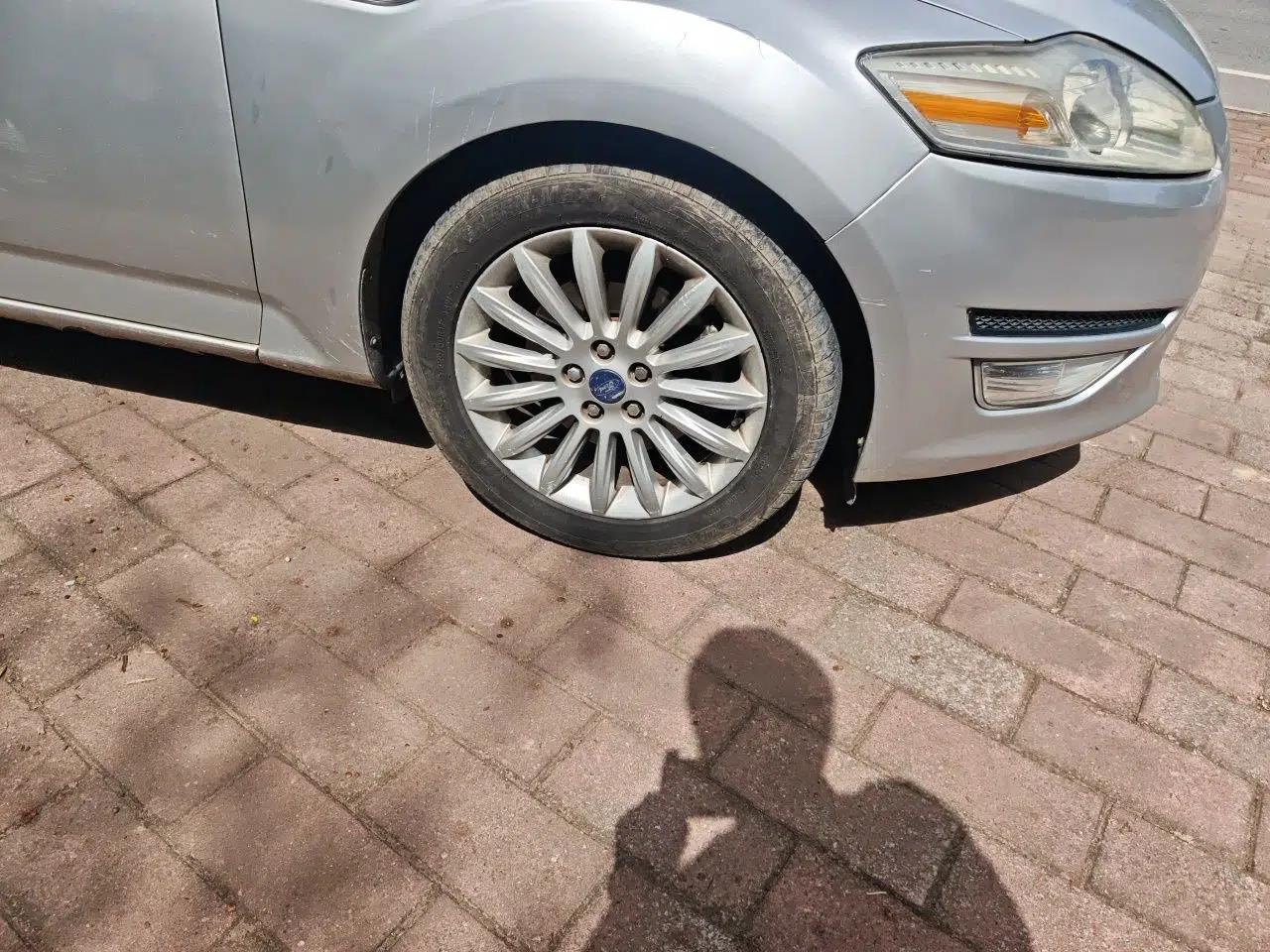 Ford Mondeo 2011 2.0L GTDi 200 Fashion Edition — миниатюра 8
