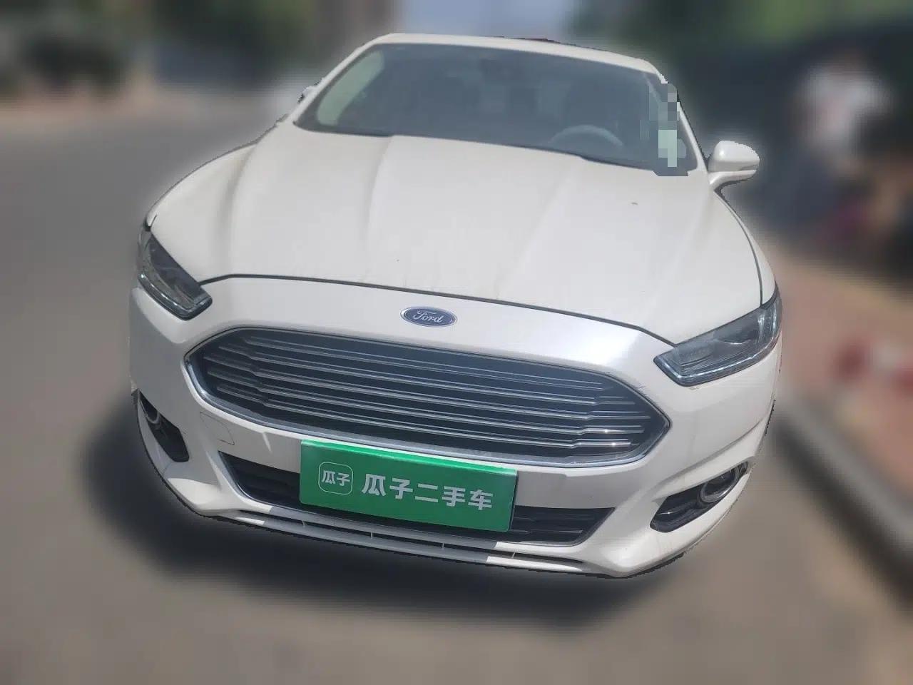 Ford Mondeo 2013 2.0L GTDi 200 Fashion Edition — миниатюра 2