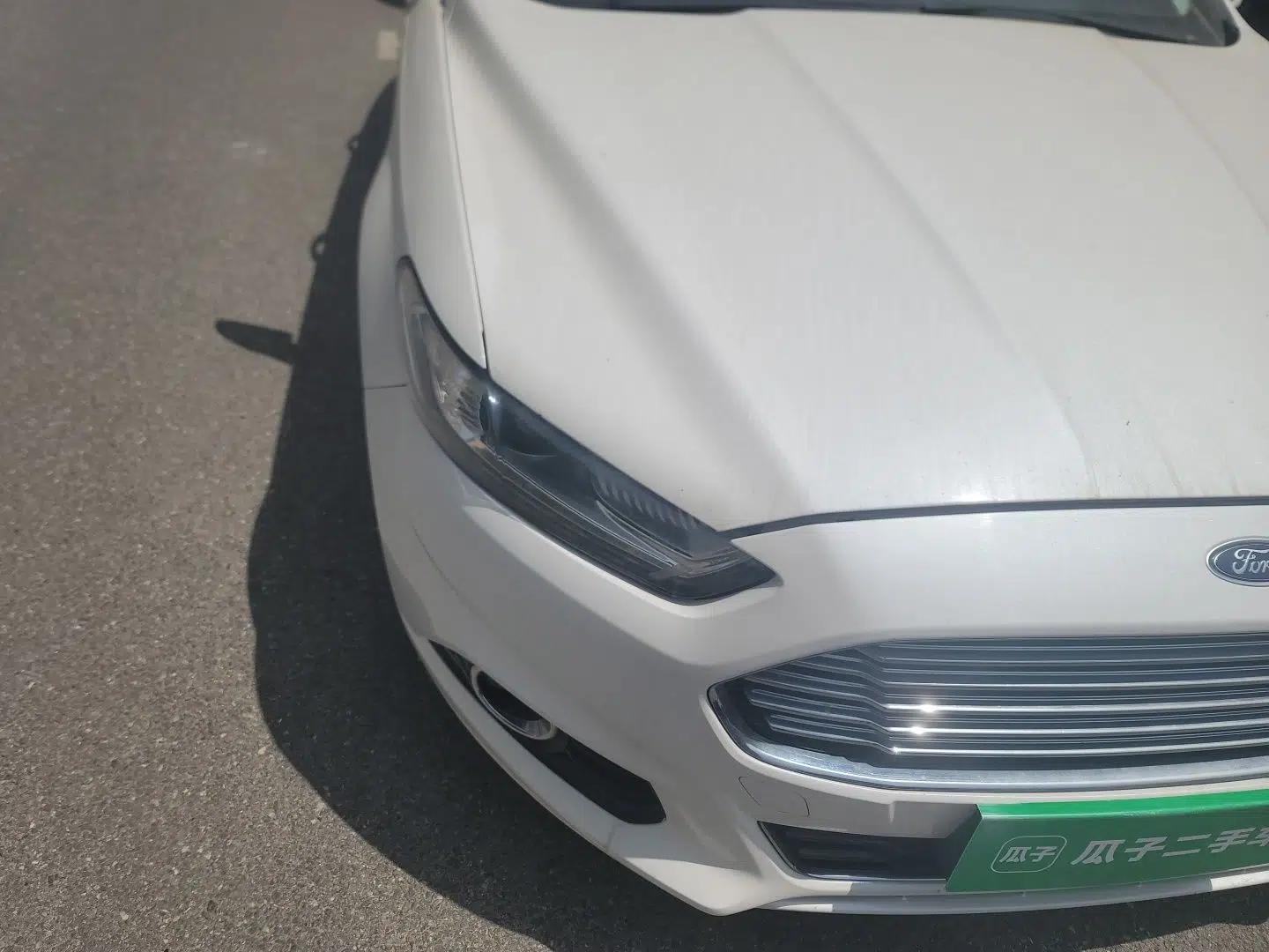 Ford Mondeo 2013 2.0L GTDi 200 Fashion Edition — миниатюра 7