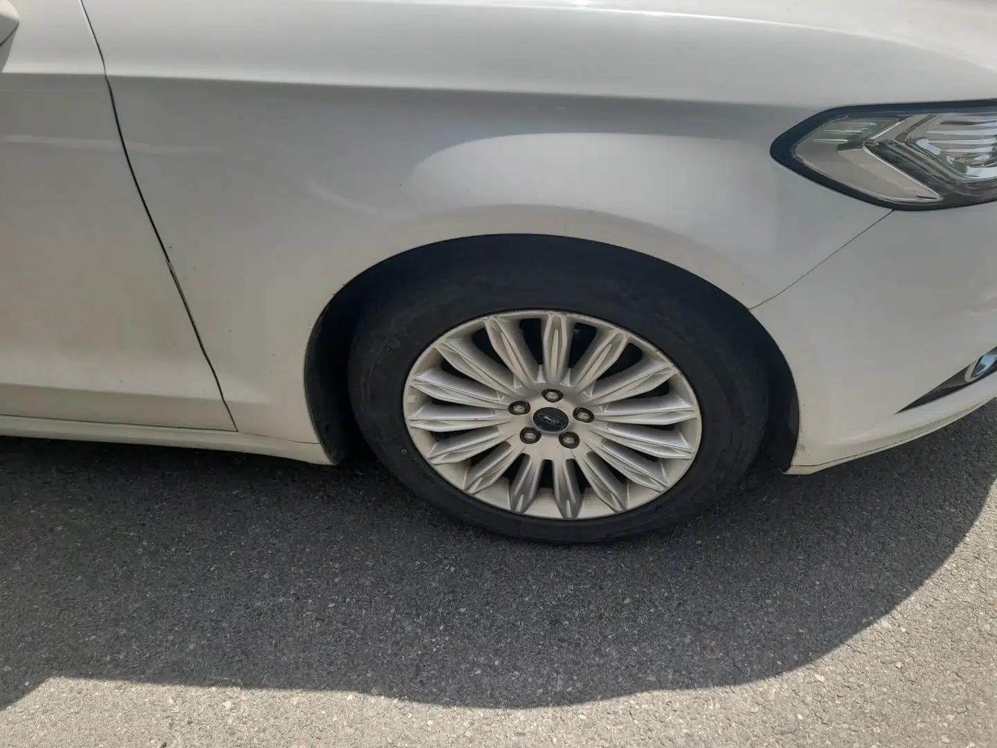 Ford Mondeo 2013 2.0L GTDi 200 Fashion Edition — миниатюра 8