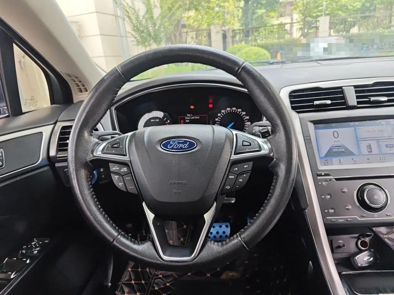 Ford Mondeo 2017 EcoBoost 180 Stylish Model — миниатюра 10