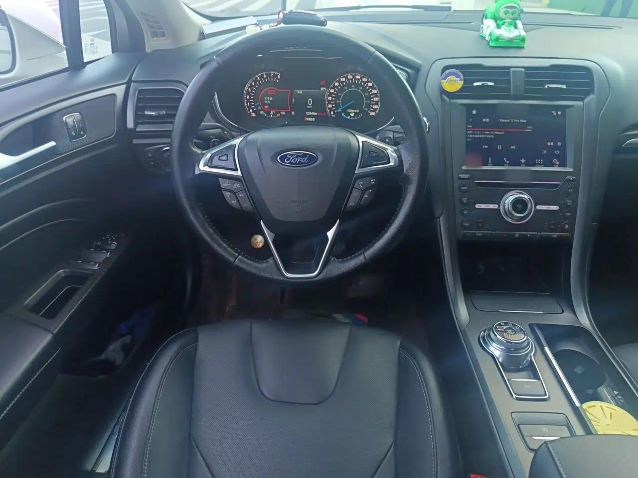 Ford Mondeo 2017 EcoBoost 245 Luxury Sport Model — миниатюра 10