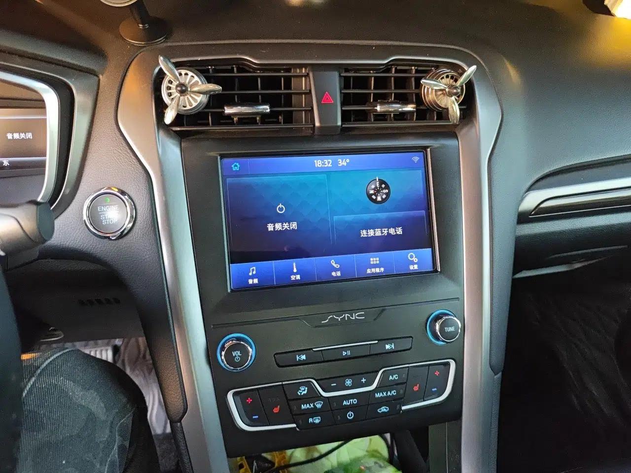 Ford Mondeo 2018 EcoBoost 180 SmartControl Luxury Model China V Standard — миниатюра 13