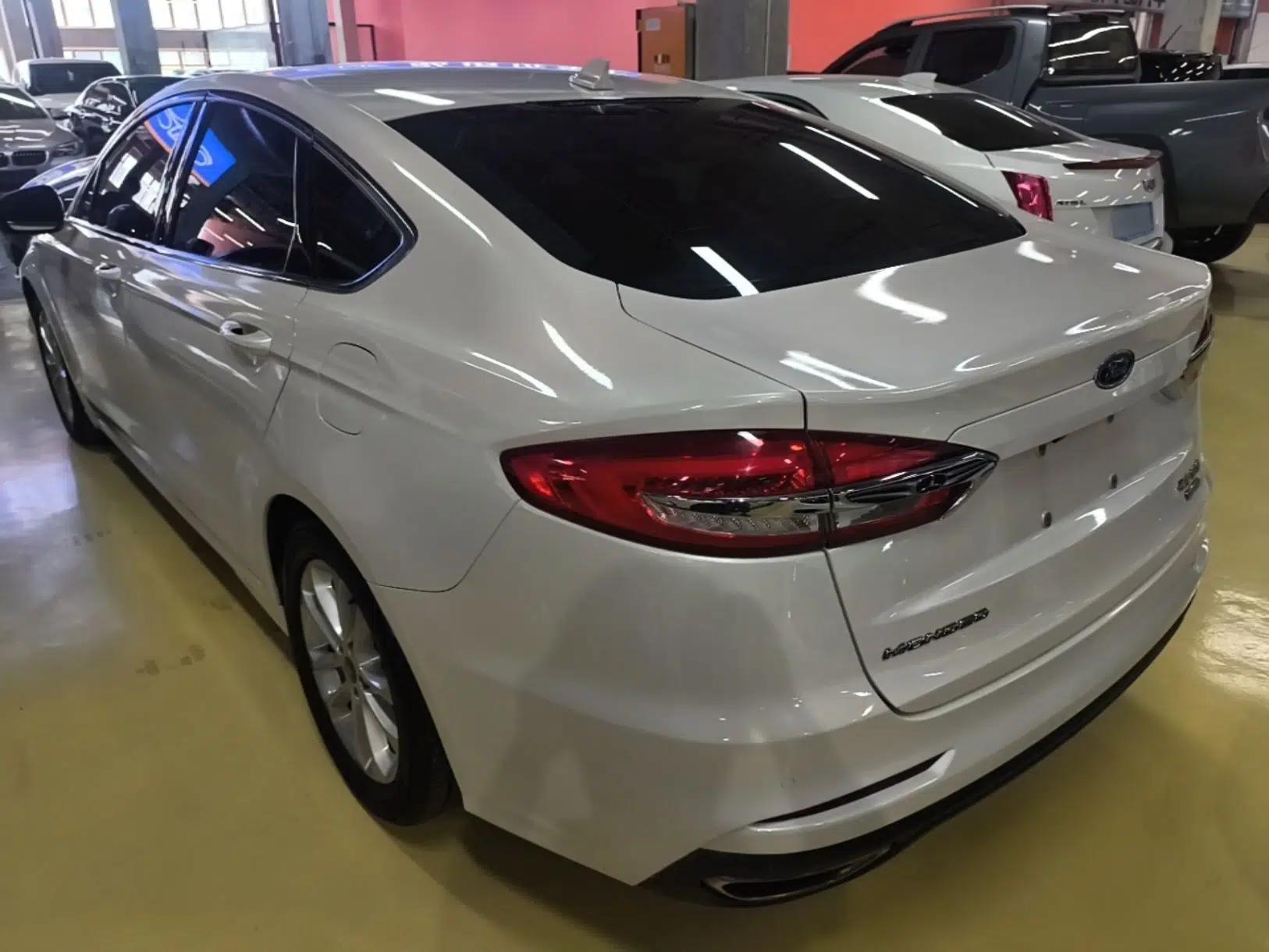 Ford Mondeo 2018 EcoBoost 200 Smart Control Fashion Model China V Standard — миниатюра 4