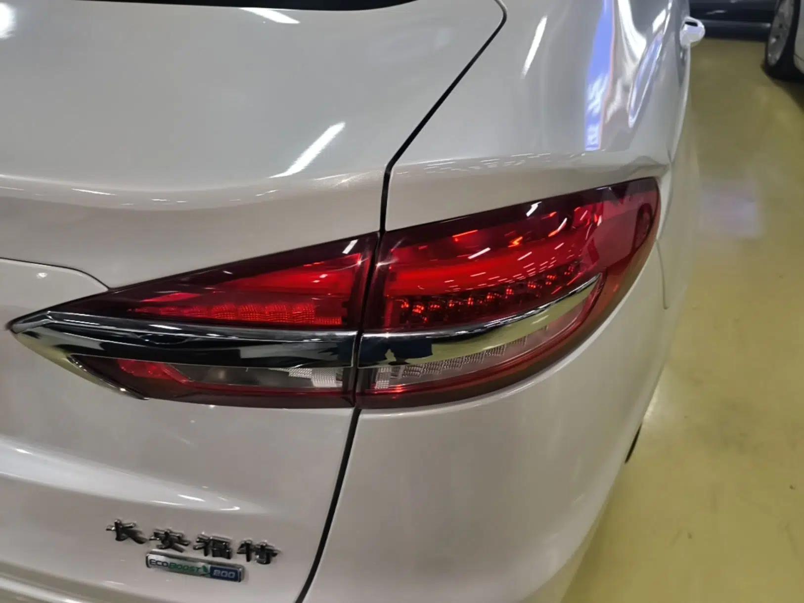 Ford Mondeo 2018 EcoBoost 200 Smart Control Fashion Model China V Standard — миниатюра 9