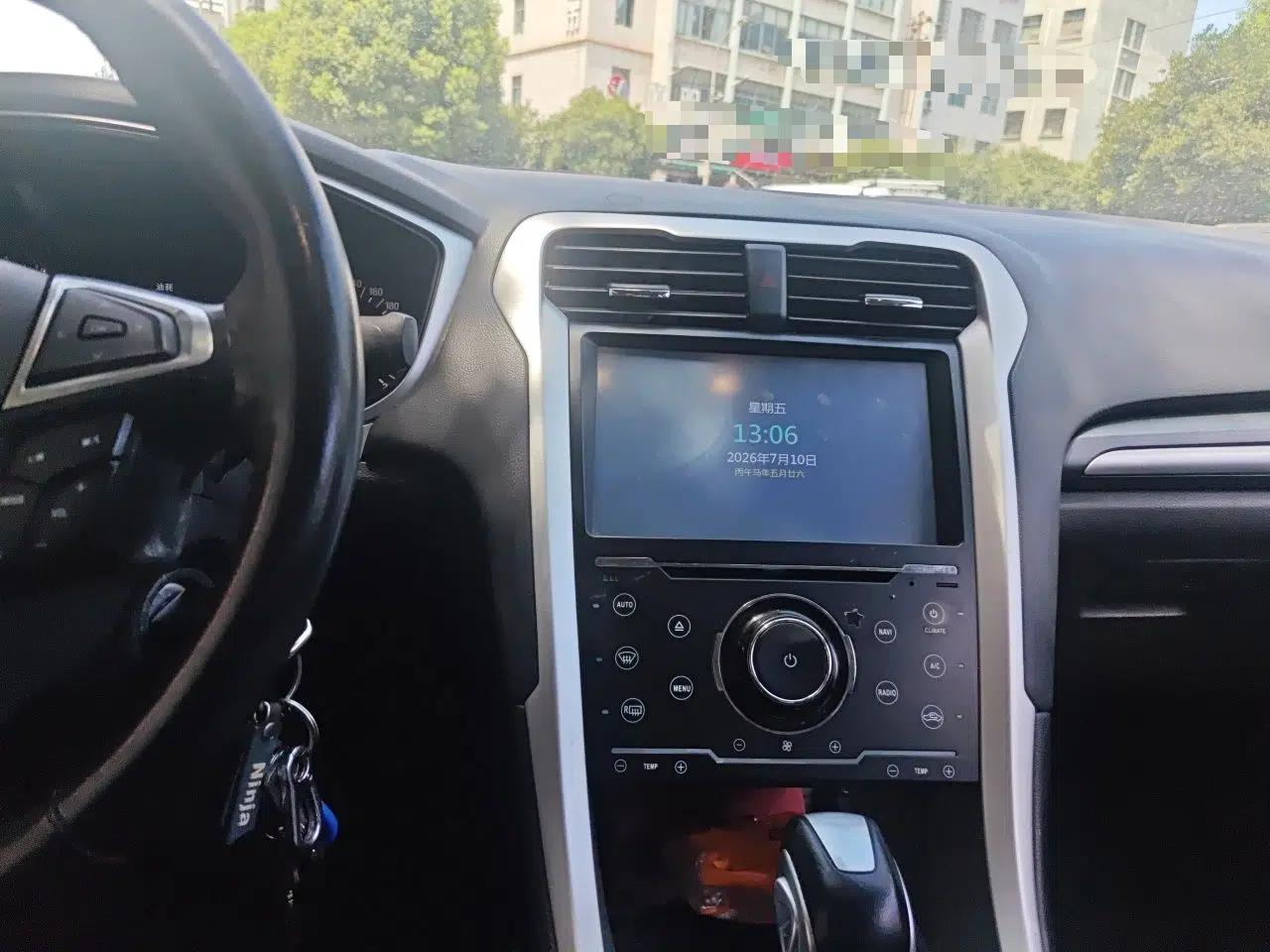 Ford Mondeo 2013 1.5L GTDi180 Fashion Edition — миниатюра 13