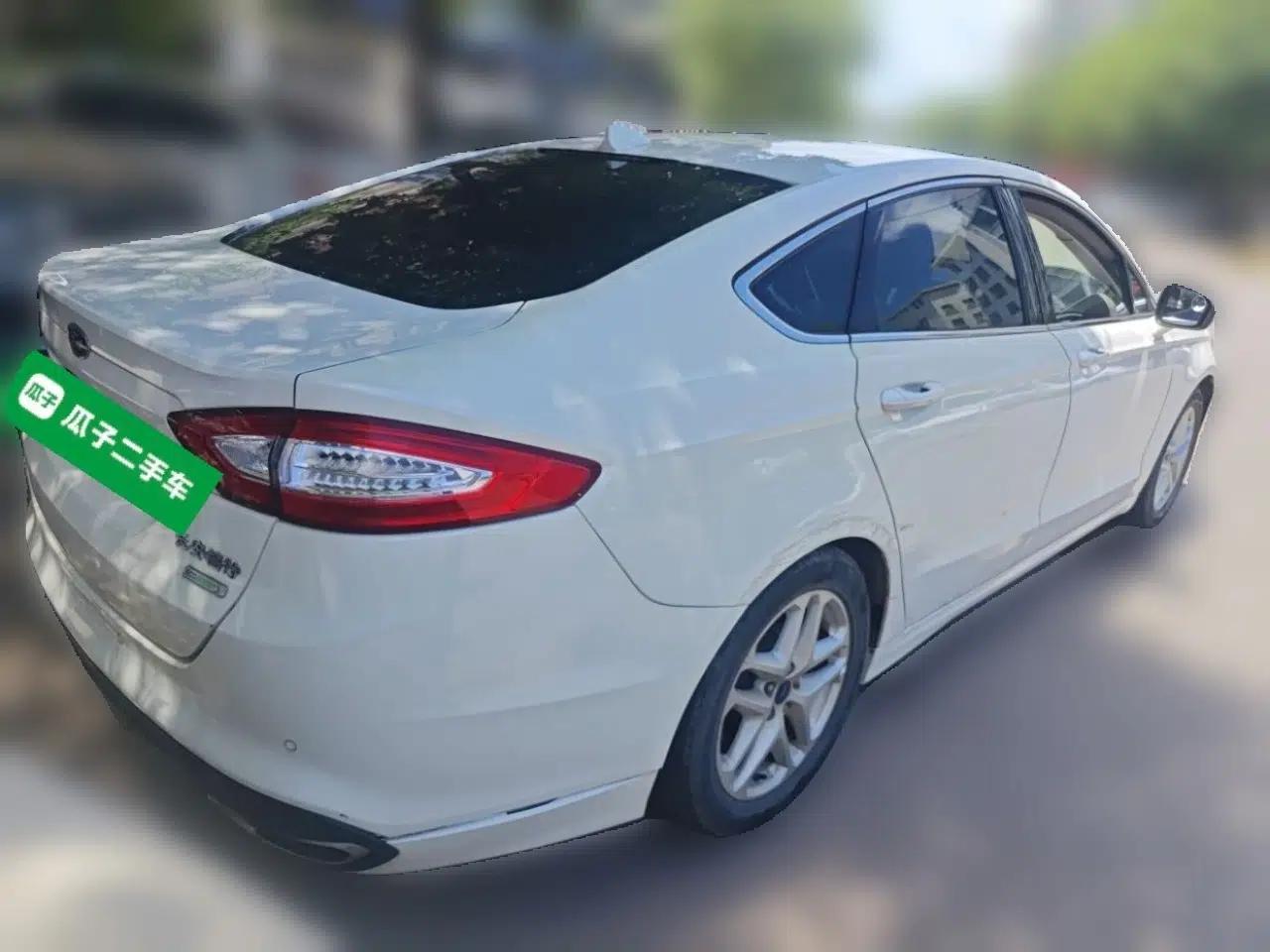 Ford Mondeo 2013 1.5L GTDi180 Fashion Edition — миниатюра 6