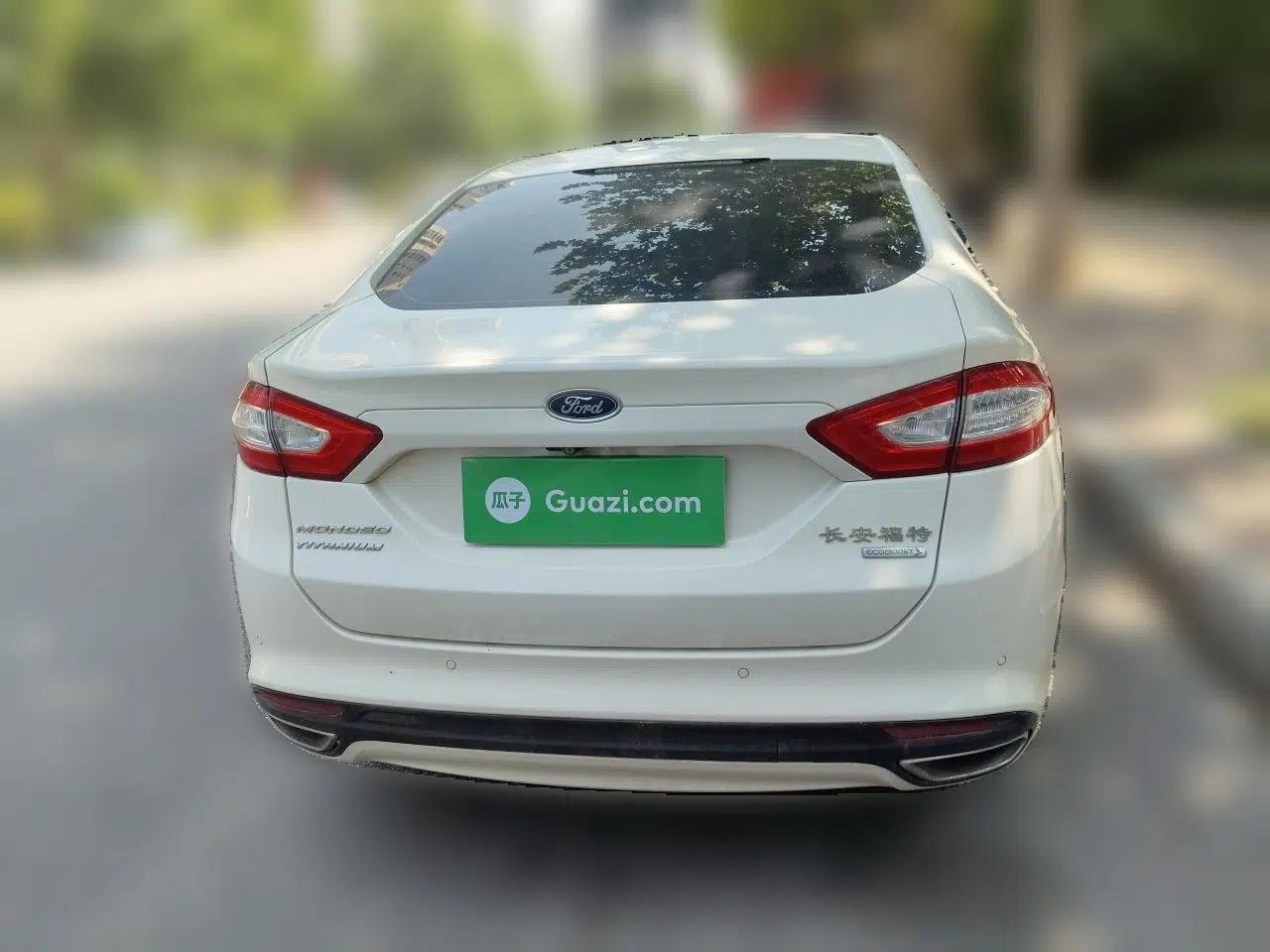 Ford Mondeo 2013 2.0L GTDi240 Ultimate Edition — миниатюра 5