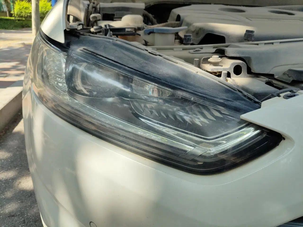 Ford Mondeo 2013 2.0L GTDi240 Ultimate Edition — миниатюра 7