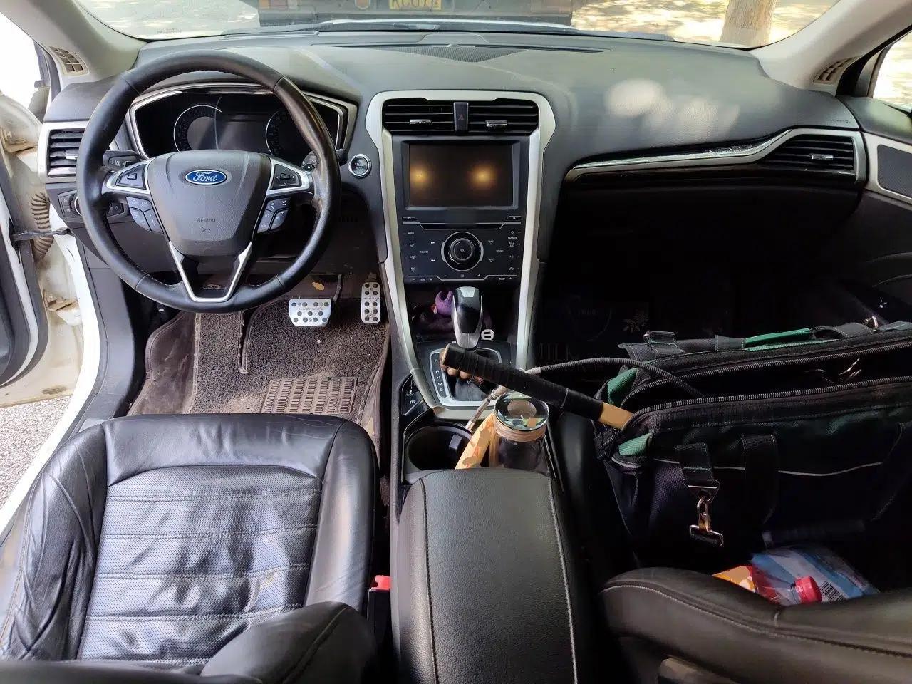 Ford Mondeo 2013 2.0L GTDi240 Ultimate Edition — миниатюра 9